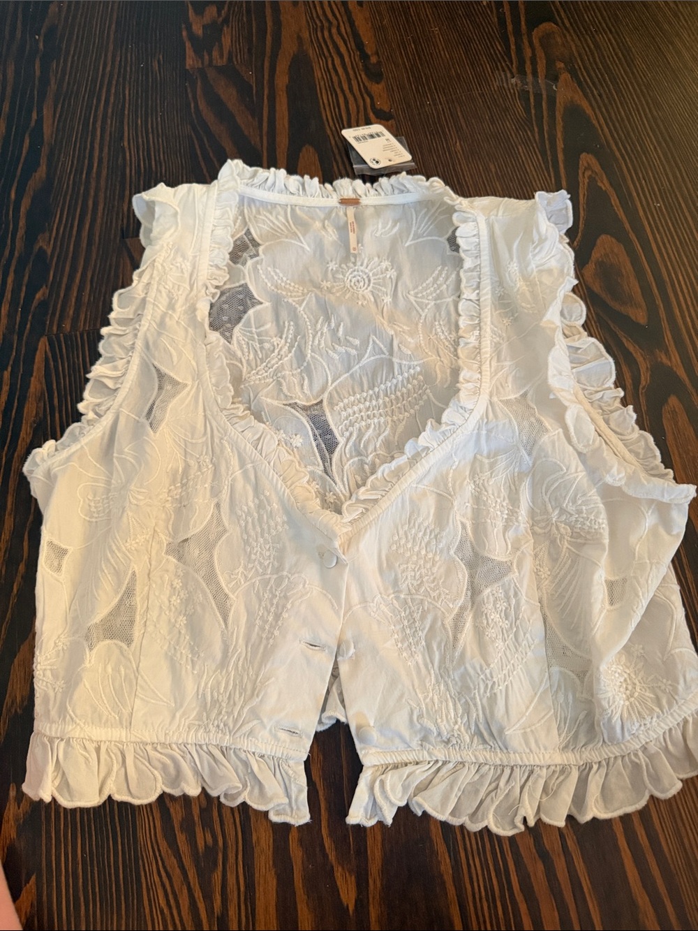 Free People White Floral Lace Ruffle V-Neck top/vest